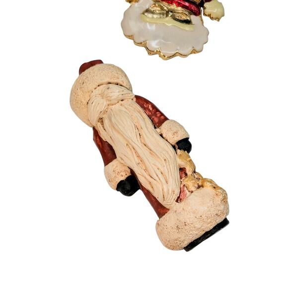 Lot of Eight Christmas Santa Pins - Picture 2 of 10